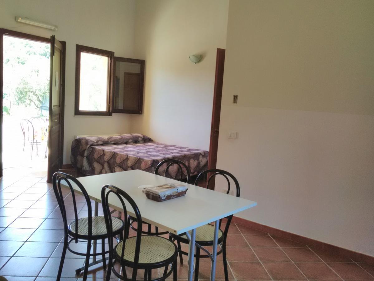Villaggio Dei Balocchi Castelbuono  Quarto foto