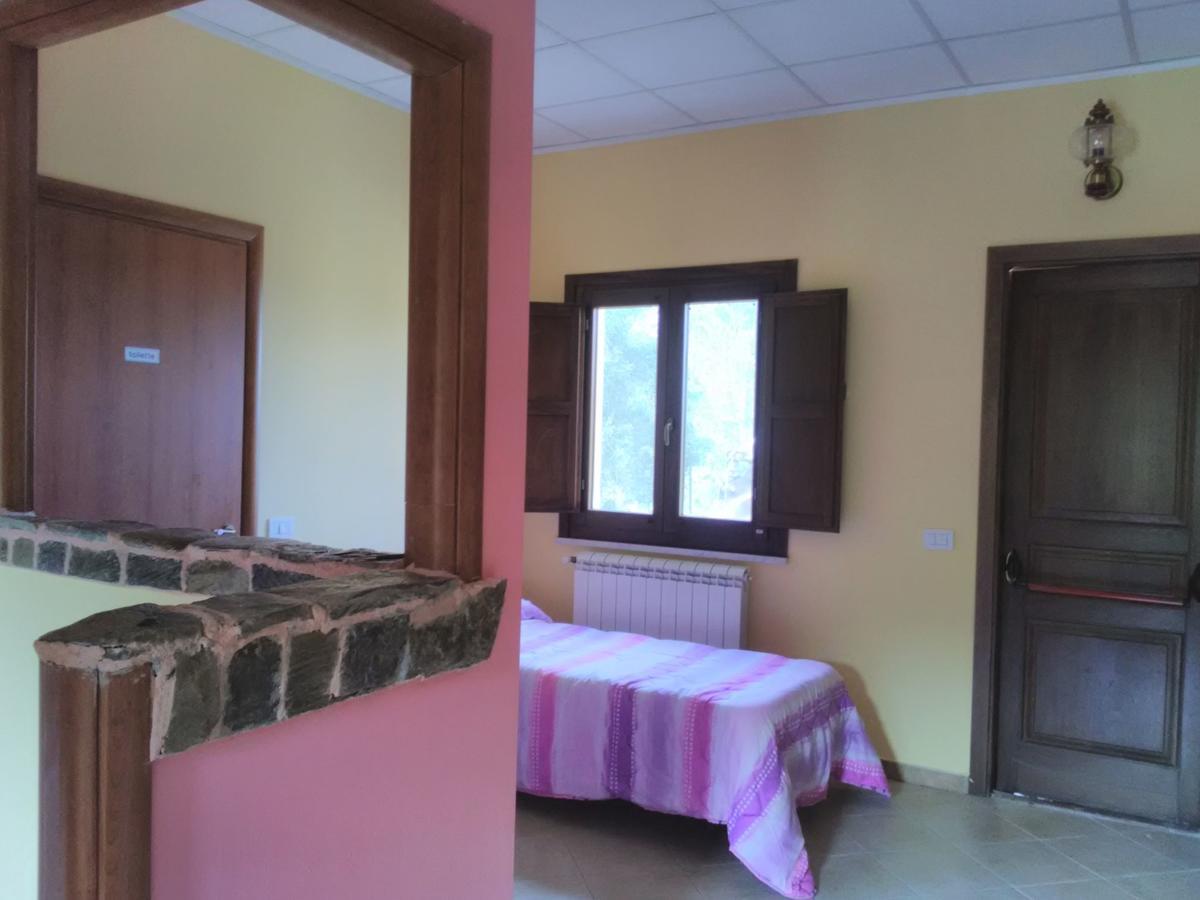 Villaggio Dei Balocchi Castelbuono  Quarto foto